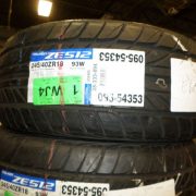 Falken-Ziex-ZE512-24540R18-93W-blackwall-tires-0